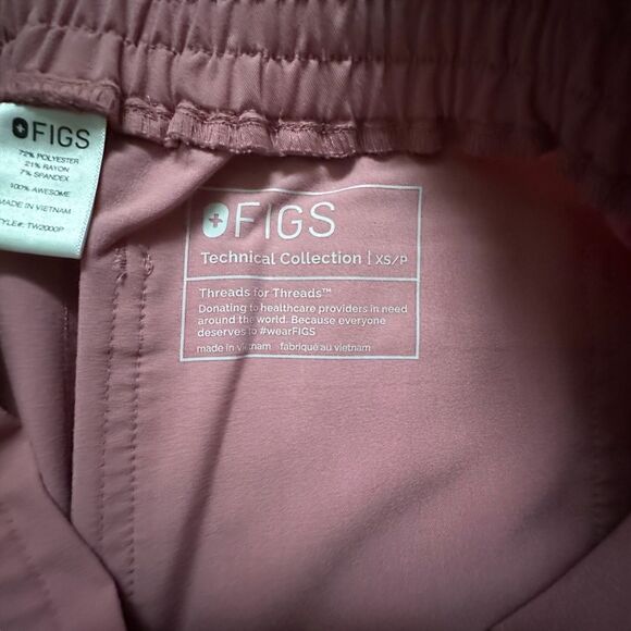 FIGS YOLA Skinny Scrub Pants for Women — pants have been hemmed ~ size XSmall - Picture 8 of 13
